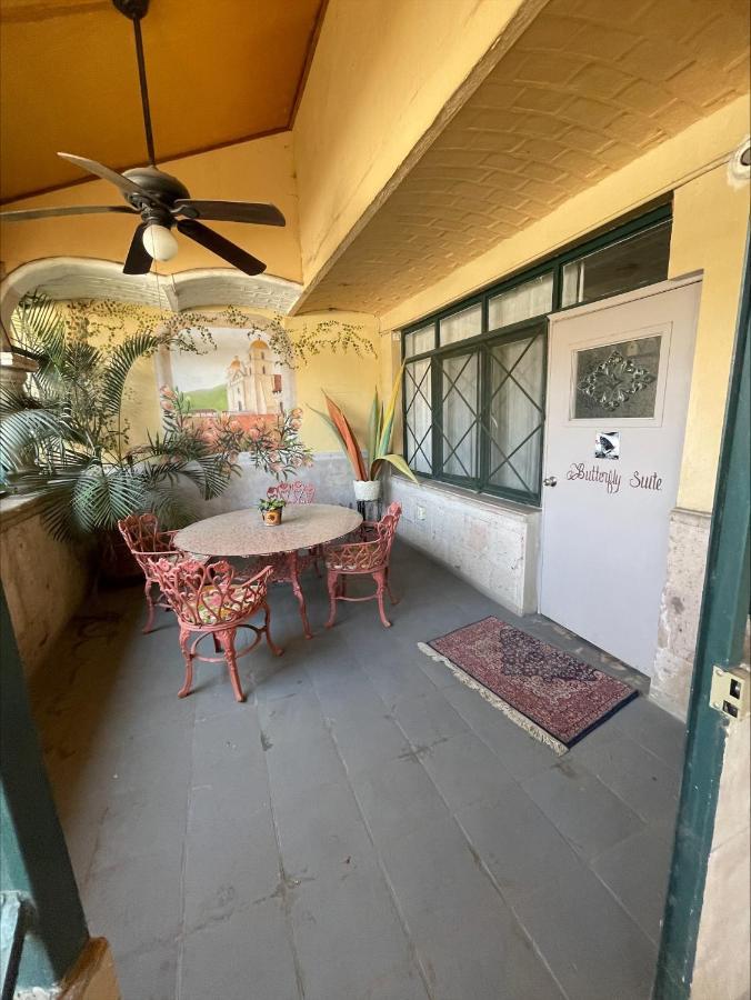 Casita Montana Hotel アヒヒク エクステリア 写真